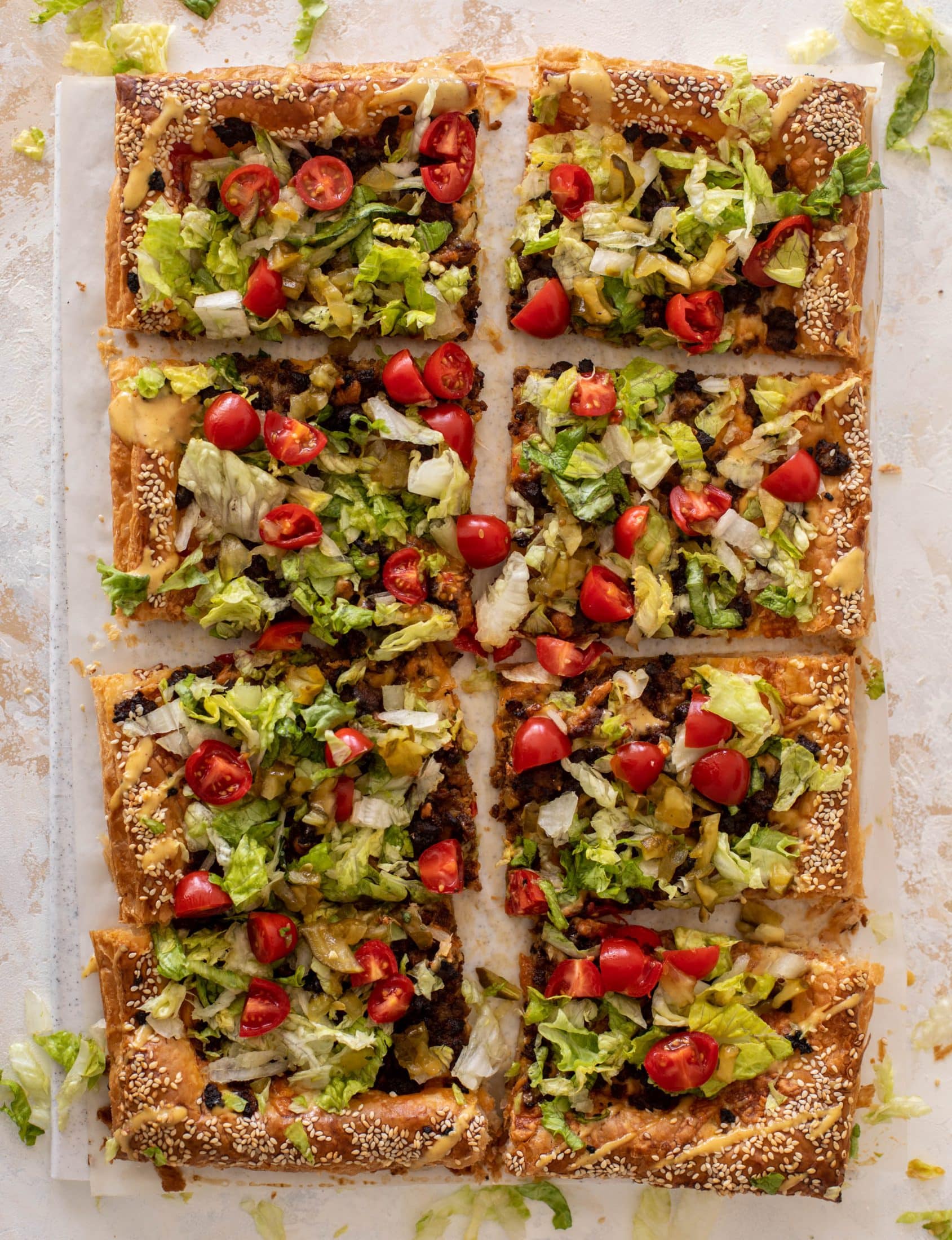 cheeseburger puff pastry pizza
